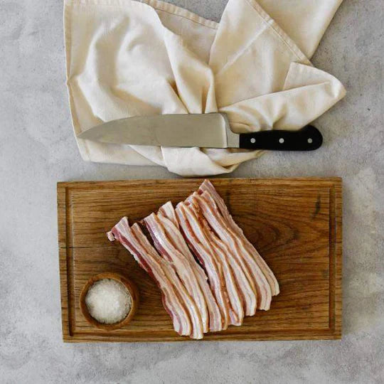 Dr-cured streaky bacon